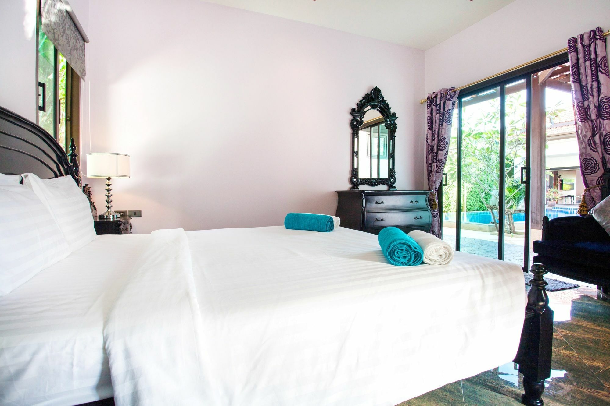Jewels Villas Phuket Surin Beach  Esterno foto
