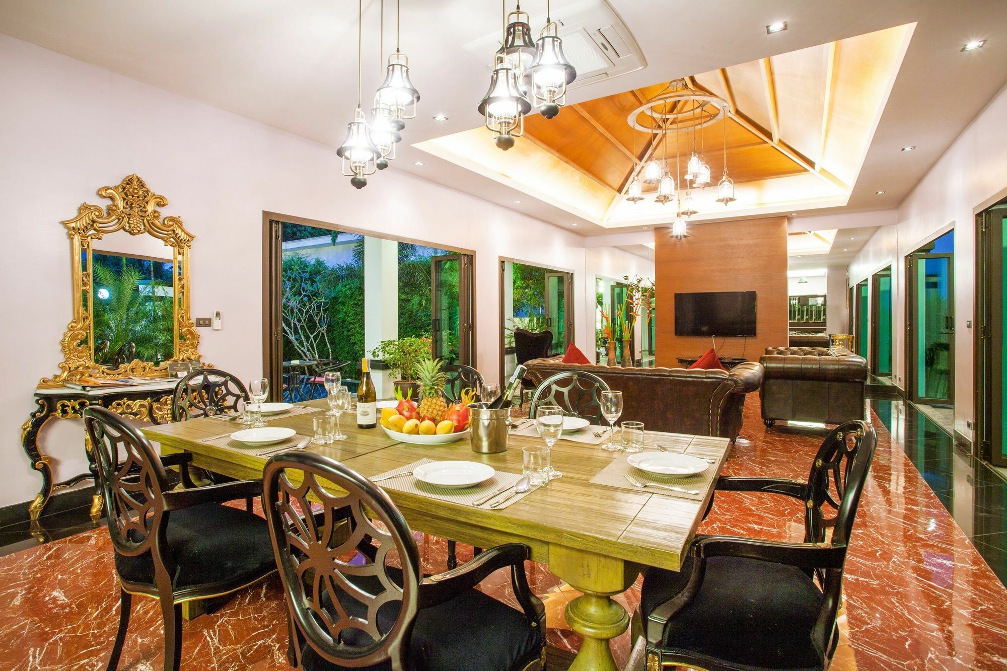 Jewels Villas Phuket Surin Beach  Esterno foto